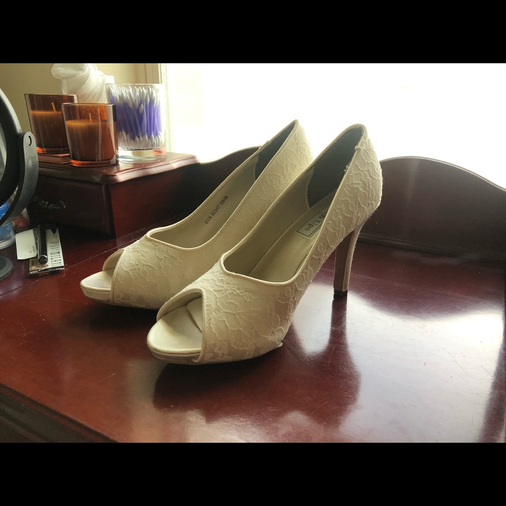 Ivory Lace Wedding Heel peep toe 8.5